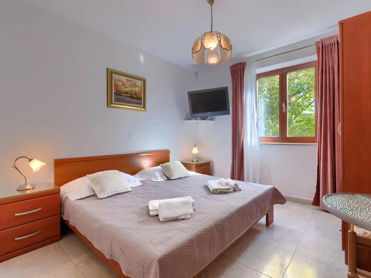 Apartment Alba - Roj159 By Interhome Rovinj